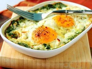 طاجن السبانخ والبيض