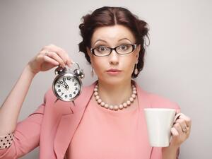 يحتسي الموظف في المتوسط أربعة أكواب من الشاي على الأقل يوميا