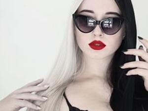 تعلمي طرق طبيعية لوقف زحف الشعر الابيض