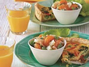 سلطة الزنجبيل والماندرين والكمثرى