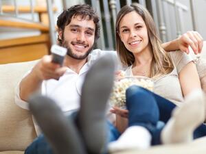 البرامج التي يتابعها الناس تهم بشكل أقل بكثير من الرأي العام إتجاه التلفاز