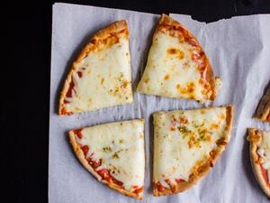 بيتزا الجبن للاطفال