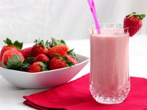 مخفوق كيوبيد بالفراولة