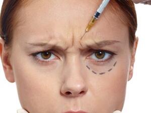 أكثر العمليات طلبا بين الرجال هي تجميل منطقة البطن، بينما فضلت النساء اجراءات التجميل بحقن البوتوكس