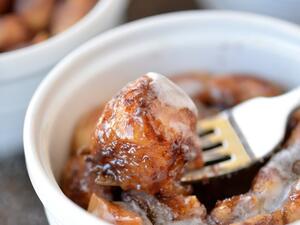 لفائف القرفة بالسكر