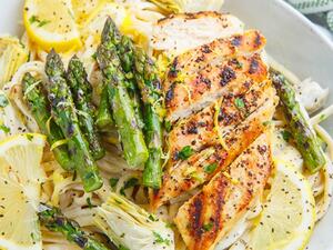 دجاج مشوي، بالهليون والخرشوف