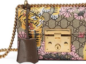 النمر البنغالي وحقيبة غوتشي الكلاسيكية