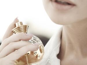 يجب أن توضع العطور فقط على نقاط النبض