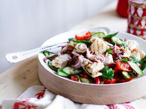 سلطة الحبار المشوية