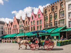 سوق المدينة 