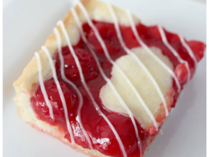 فطيرة الكرز الربيعية