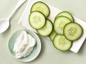 قناع الخيار لتهدئة وعلاج الوجه