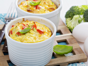 فريتاتا بالجبن والفلفل الأحمر الحلو