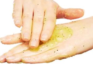 مقشر اليدين ضروري بعد غسل الصحون