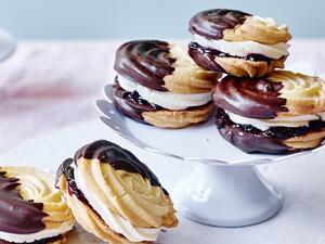 بيتي فور مغطاة بالشوكولاتة