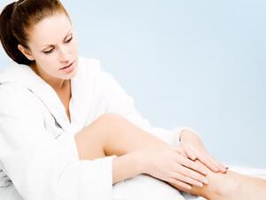 التقشير قبل التخلص من الشعر الزائد ضروري جدا 