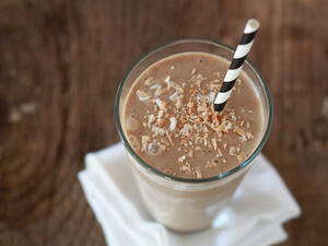 قهوة جوز الهند الغنية