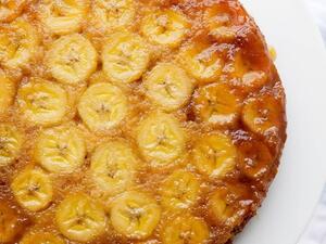 كعكة الموز المقلوبة 