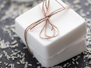 صابون جوز الهند وزبدة الشيا