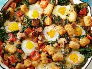 صينية البيض والبطاطا لصباح عيد الفصح المجيد