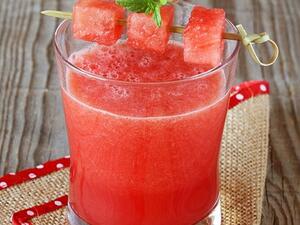 عصير البطيخ بالليمون 