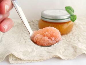 مقشر الملح و العسل مع الجريب فروت و الروزماري