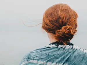 هل صبغة الشعر آمنة اثناء الحمل والرضاعة؟