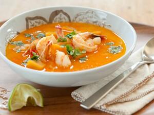 شوربة القريدس والعدس