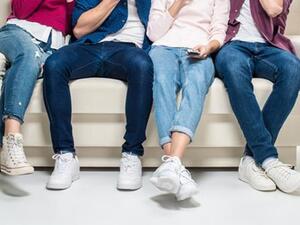ماذا تقول طريقة جلوسك عن شخصيتك؟
