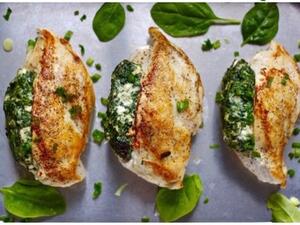 لفائف الدجاج بالسبانخ