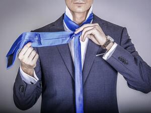 ارتداء ربطة العنق يحد من القدرات العقلية للموظفين ارتداء ربطة العنق يحد من القدرات العقلية للموظفين