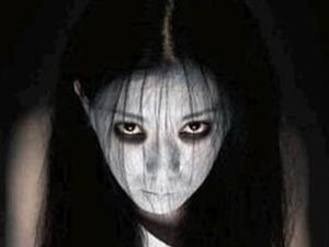 ملصق فلم رعب 