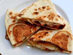 ساندويشات التفاح والدجاج ساندويشات التفاح والدجاج