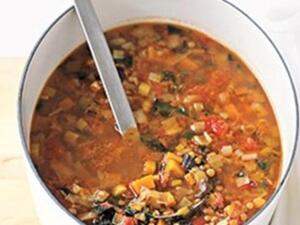 حساء العدس الشتوي  حساء العدس الشتوي