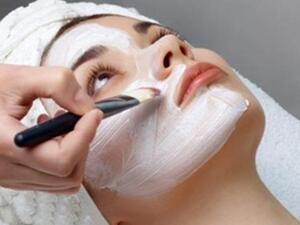 تتداخل المئات من الصبغات الوراثية لتؤثر على كمية الدهون التي يفرزها الجلد 