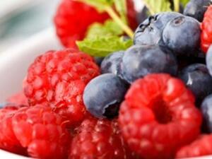 الفواكه الطازجة أفضل ماكياج هذا الصيف