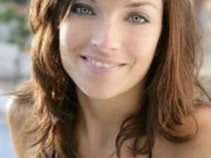 4 حقائق هامة يجب أن تعرفها كل النساء عن مستحضرات التجميل