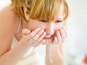 4 وصفات عضوية للتخلص من البقع الداكنة