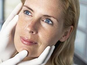 النساء أكثر عُرضة للاصابة من الرجال