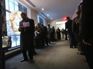 العمالة غير الرسمية في الاقتصاد الأردني شكلت نحو (44%) من إجمالي القوى العاملة في الاقتصاد الوطني العمالة غير الرسمية في الاقتصاد الأردني شكلت نحو (44%) من إجمالي القوى العاملة في الاقتصاد الوطني