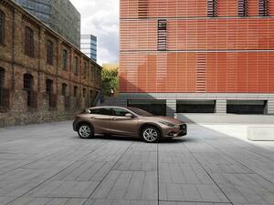 إنفينيتي Q30