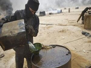 ادعاءات بتمويل تركيا لتنظيم داعش، وشراء النفط منه