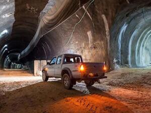 داعش يعتمد شبكات ضخمة من الأنفاق تتيح لمقاتليه أمانا من الضربات الجوية