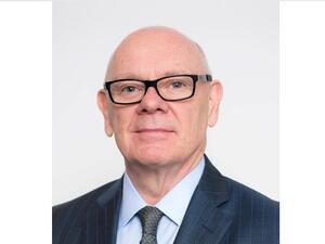 ايان جونستون, الرئيس التنفيذي لسلطة دبي للخدمات المالية