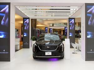 عرض XT4 الجديدة كلّياً إلى جانب طرازات ’إسكاليد‘، XT5، CT6 وCTS-V