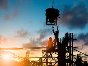 The third edition of the France-Arab Countries Forum aims to foster the economic relations between France and all Arab countries. (Shutterstock)