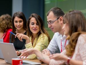 سجلت نسبة النساء العاملات في مواقع إدارية لدى "نستله الشرق الأوسط" نمواً من 16٪ في عام 2011 إلى 24٪ بنهاية عام 2017.