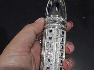 Australian jewellery designer Colin Burn, who handcrafted the Pearl Royale over a period of 15 years (Favebook)