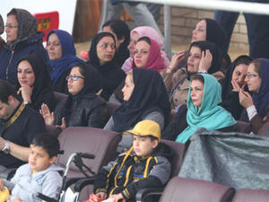 Iranian women attend a volleyball tournament on the resort Kish Island. (Twitter)