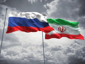 During the meeting, the two sides conferd on the use of national currencies in bilateral trade, the use of financial messaging systems, the increase of the level of brokerage relationships, and the funding of civil and development projects. (Shutterstock)